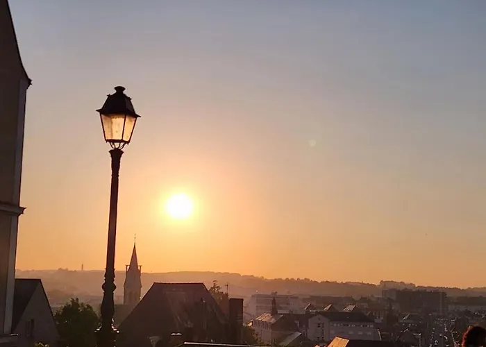 Vakantiehuis Maison, Cite Plantagenet, 20 M De La Parade Des Pilotes 24 H, 20 Mn En Tram Du Circuit