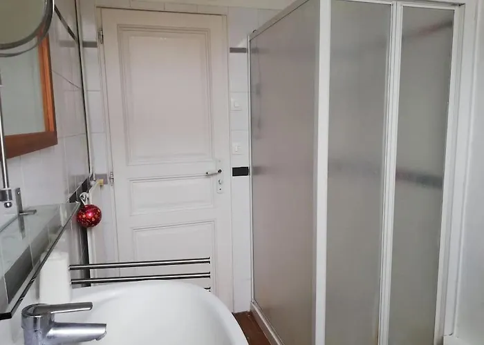 Maison, Cite Plantagenet, 20 M De La Parade Des Pilotes 24 H, 20 Mn En Tram Du Circuit